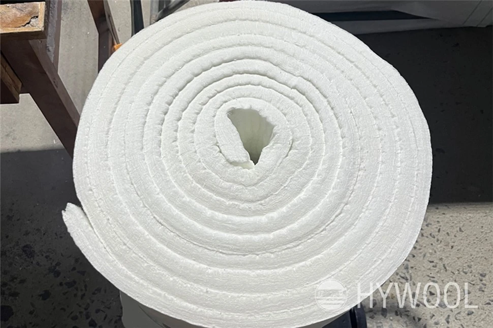 Polycrystalline alumina fiber blanket free samples